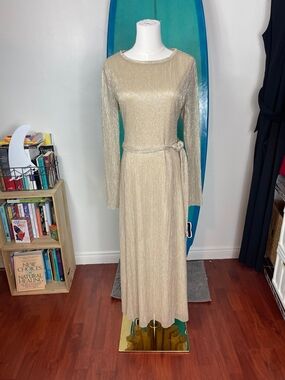 Anne Klein Metallic Cream Long-Sleeve Maxi Dress